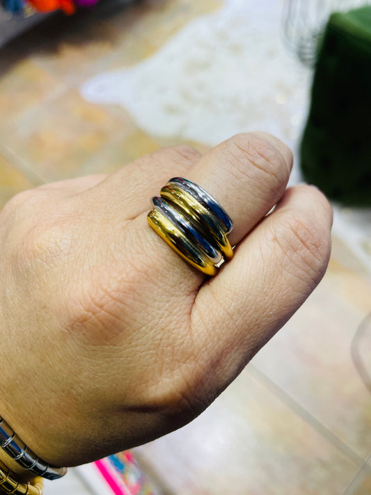 Silver/gold ring