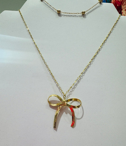 Kyra bow necklace