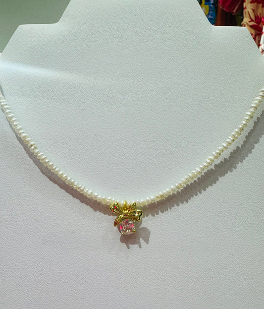 Lula Pearl Choker